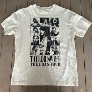 Taylor Swift The Eras Tour T-Shirt XS